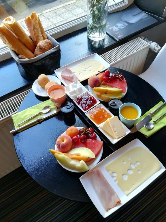Itsara Suites *